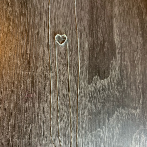 Heart shaped diamond necklace - Picture 4 of 4